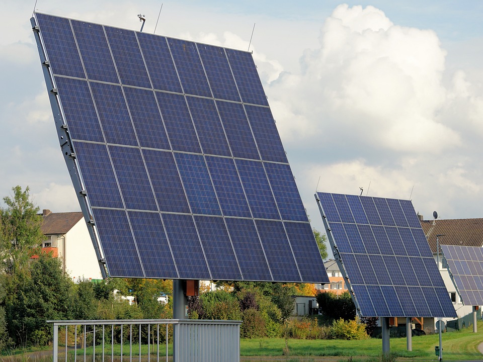 Going Solar: The Benefits and Advantages of Using Solar Energy