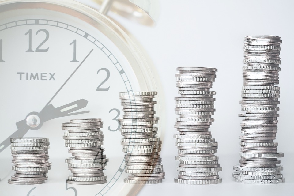 Investing in the Sun: The Financial Benefits of Solar Energy and ROI