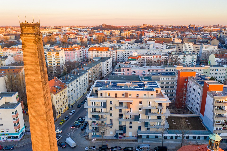 Maximizing energy efficiency with photovoltaic systems
