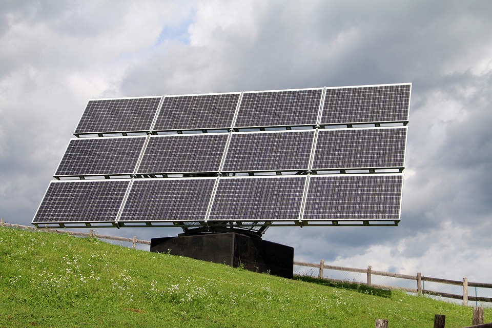 Solar Power: How It Works and Its Potential to Transform the Energy Industry